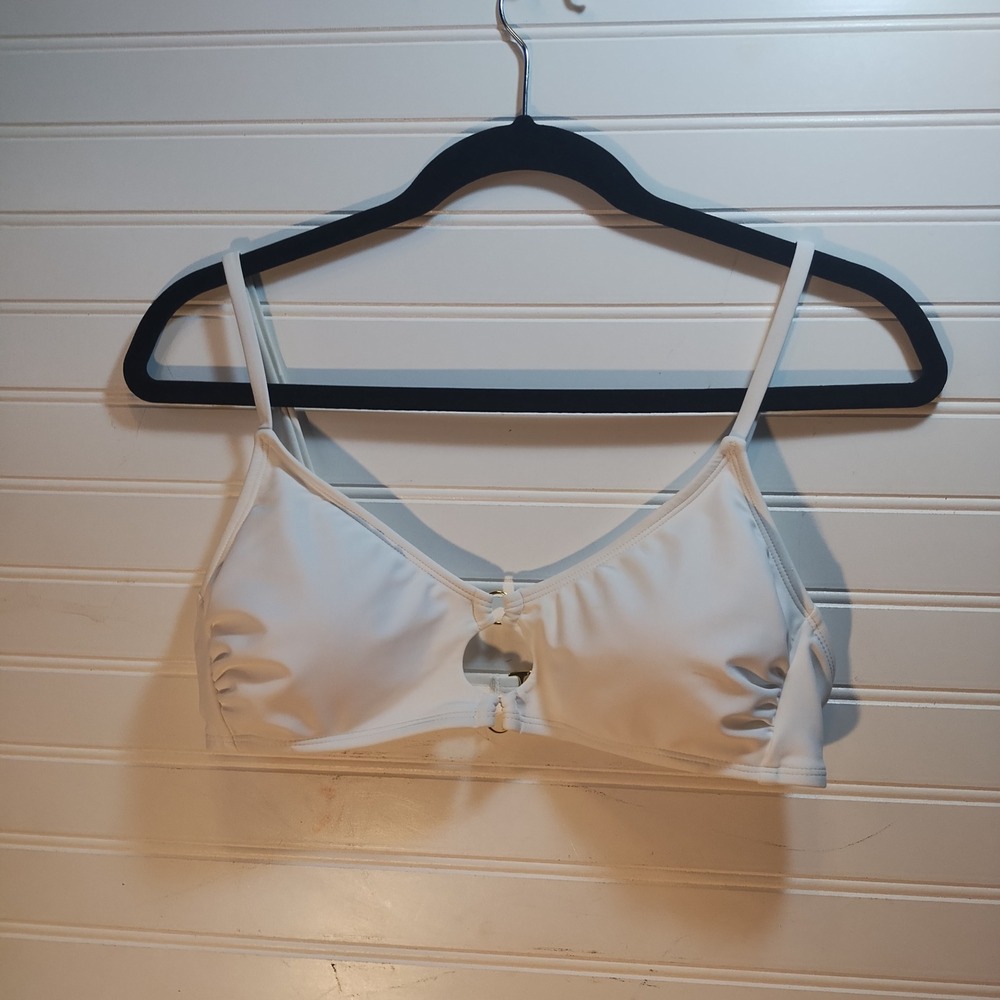 Wild Fable White Ring Front Keyhole Bikini Top Sz MD 8-10 Clean Girl Classic‎